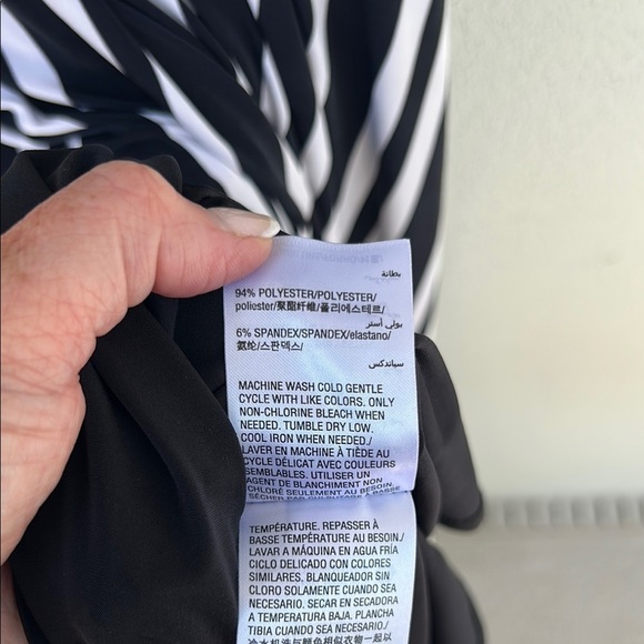 INC International Concepts Black and White Flutter Sleeve Sheath Dress Size L - Picture 11 of 11